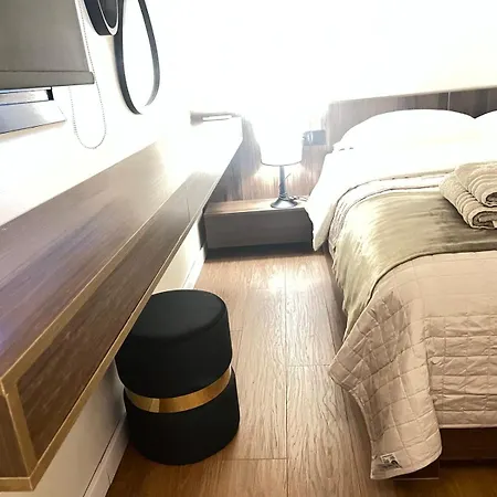 Cleopatra Center Luxury E2 Maisonette